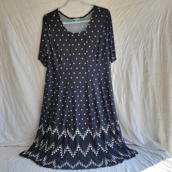 Cato Dresses & Skirts - Cato Black And White Textured Polka Dot Dress Size 14/16W